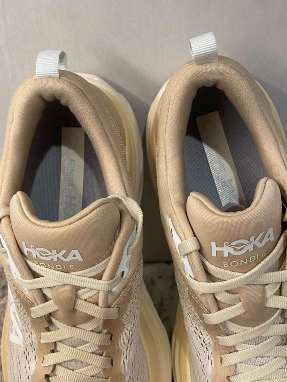 Hoka Bondi 8 Women's 9B Shifting Sand Eggnog Neutral Max Cushion - Picture 8 of 10